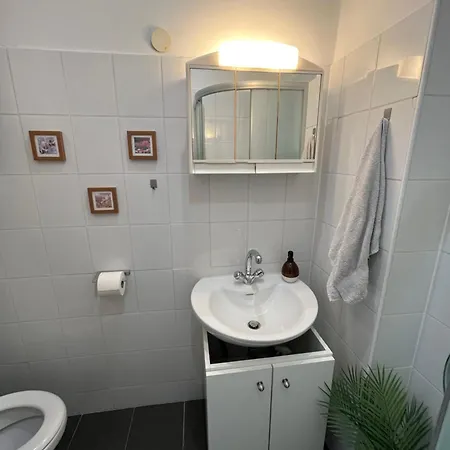 Apartment Studio-apartment In Zentraler Lage *