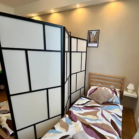 Studio-apartment In Zentraler Lage Грац