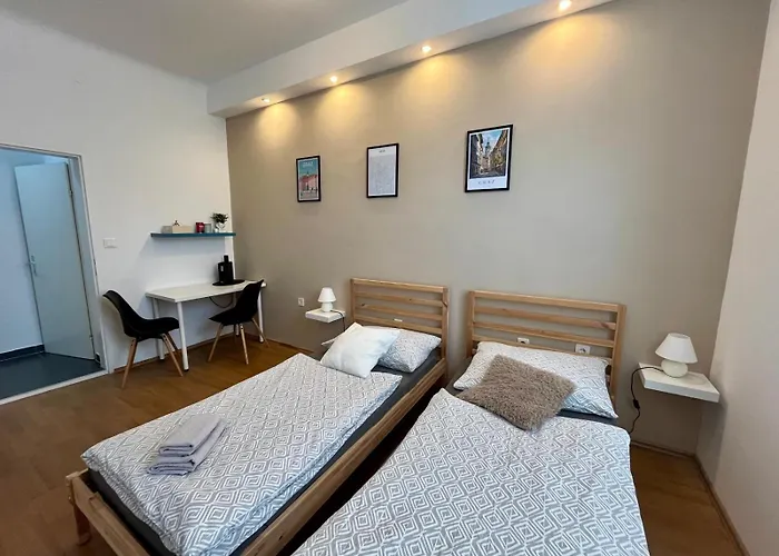 Studio-apartment In Zentraler Lage Апартаменты *